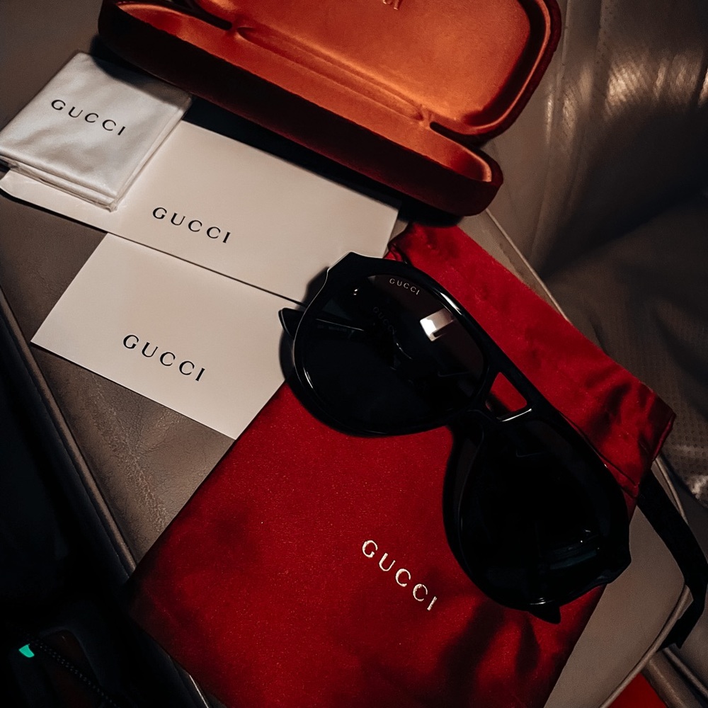 Gucci Aviator Sunglasses ( authentic with papers ) men’s
